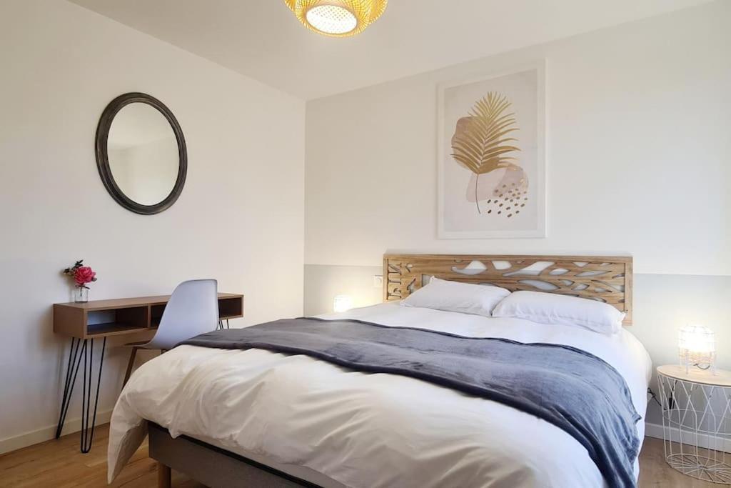 Le Lion D'Or Apartment Bessines Exterior foto
